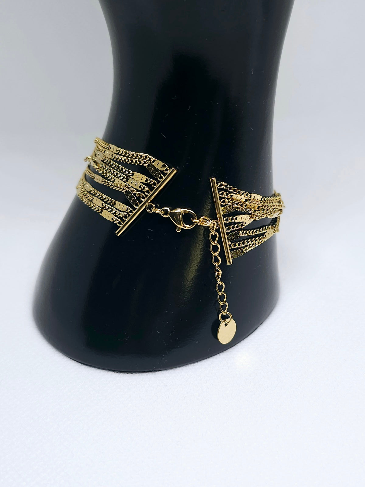 Bracelet doré multi-chaînes chic