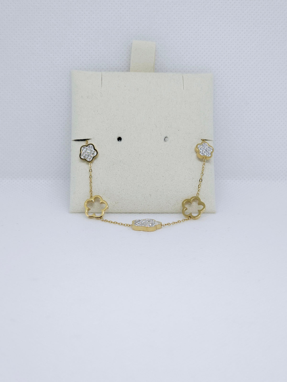 Collier et bracelet dorés élégants