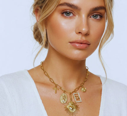 bijoux de corps élégants et audacieux pour femme moderne