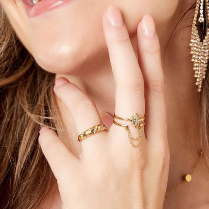 Bijoux fantaisie pour femme tendance : que choisir en 2026 ?