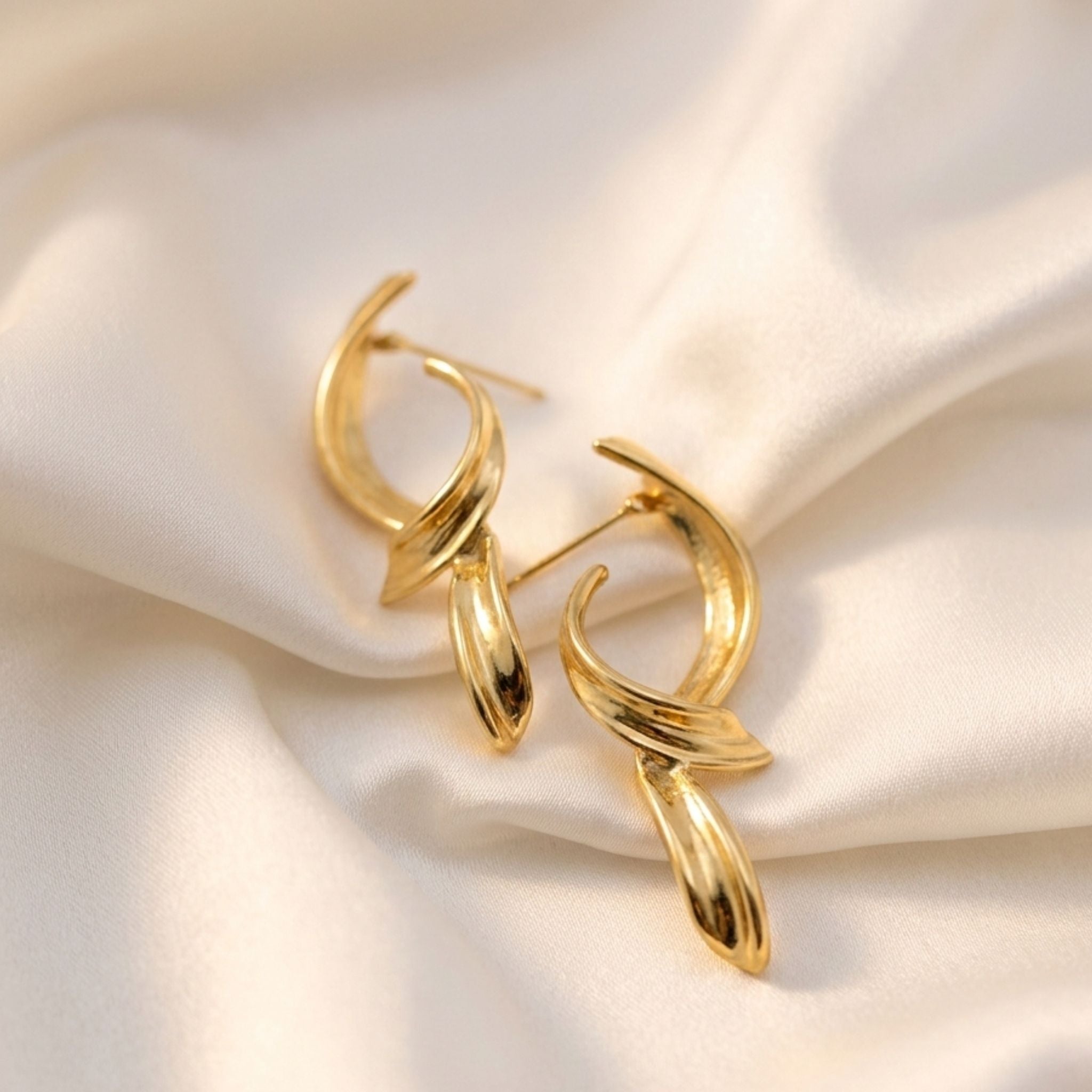 Boucles d’Oreilles Luna Twist™ Dorées