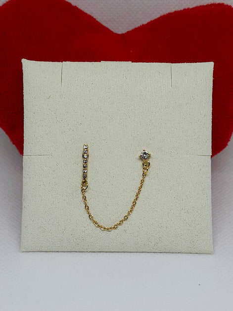 Boucle oreille chaîne dorée élégante