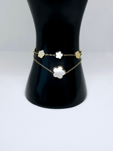 Élégance Florale Intemporelle™ – Bracelet Trèfle Nacré