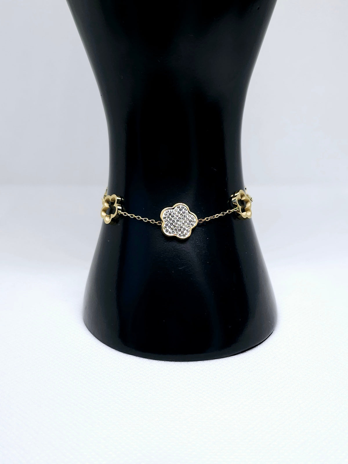 Fleur Élégance Royale™ – Parure Dorée Scintillante
