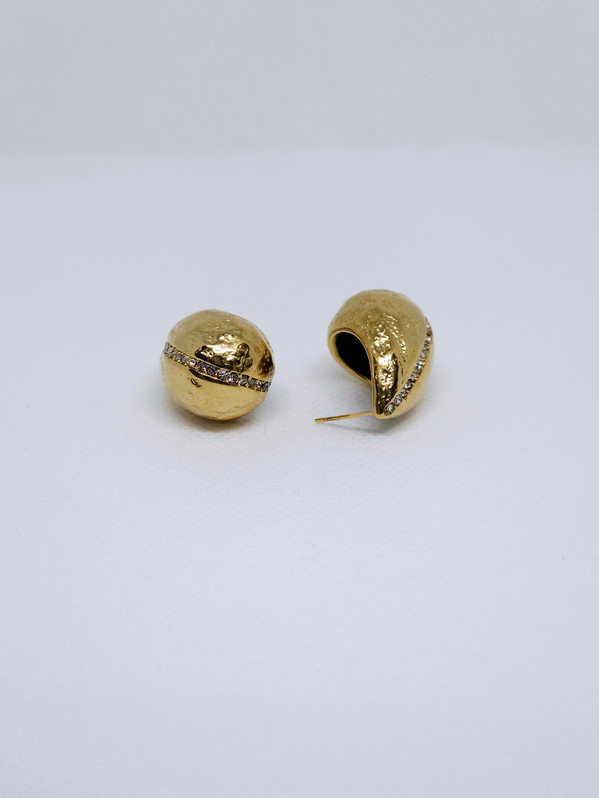 Silver Eclipse Glow™ Stud Earrings