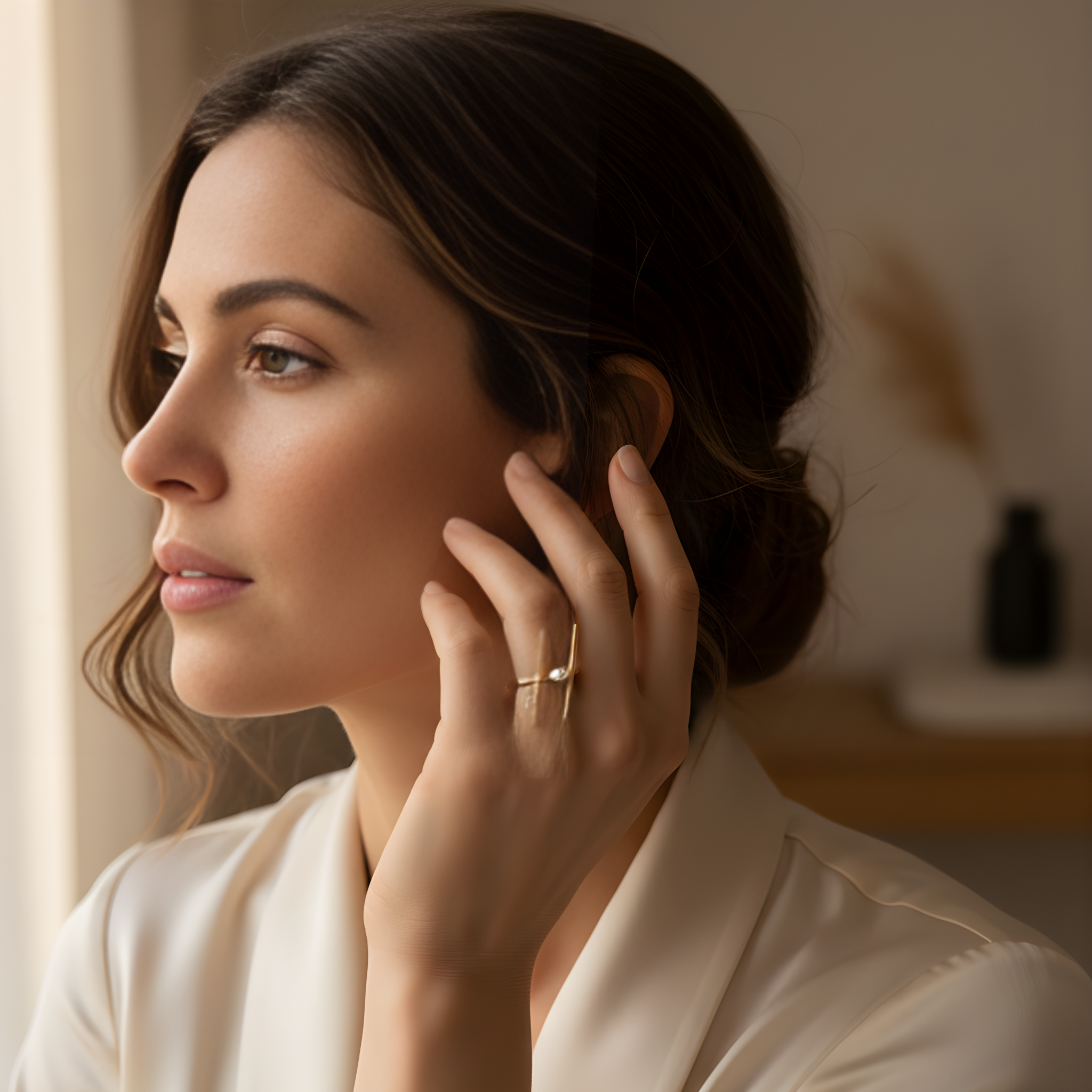 Bague fine dorée style moderne