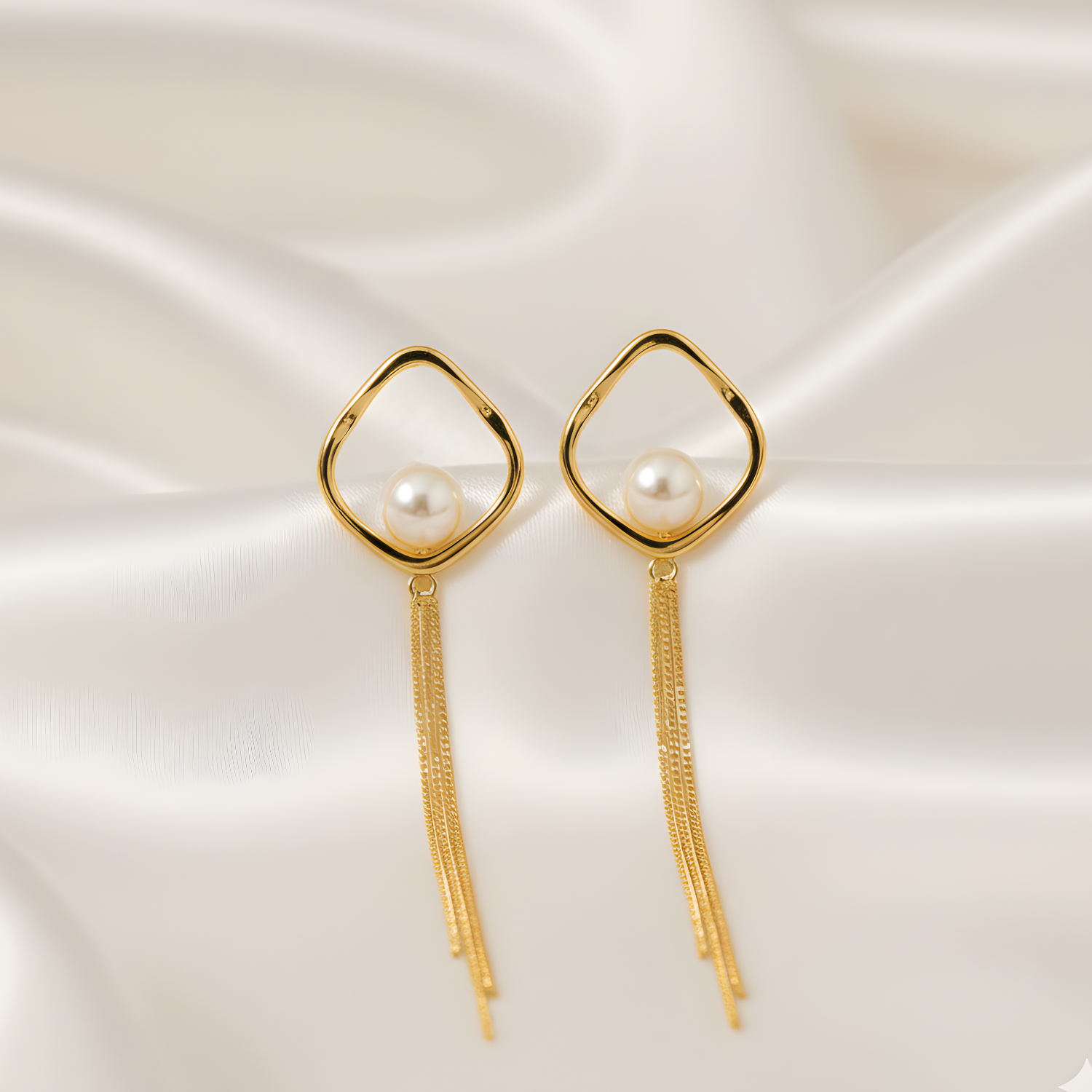 Boucles D'oreilles Pendantes Cynthia Perle d'Acier