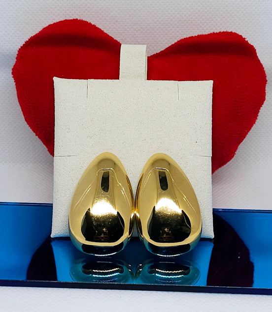 Boucles d'oreilles dorées goutte tendance