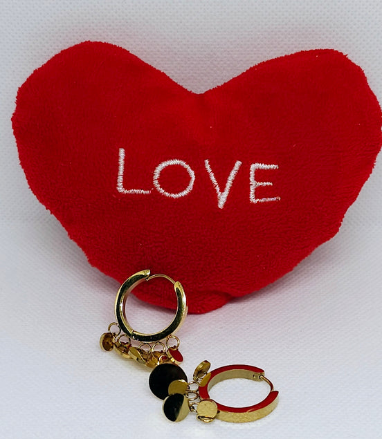 Boucles d’oreilles créoles dorées pendantes