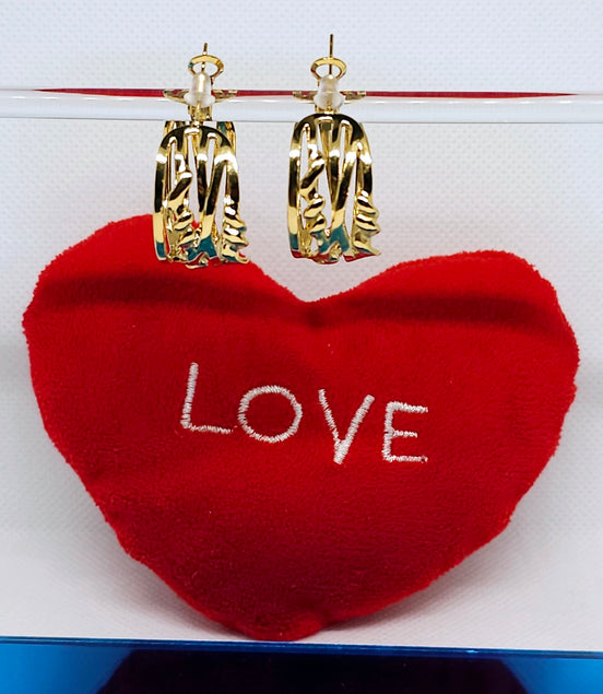 Créoles dorées texturées élégantes