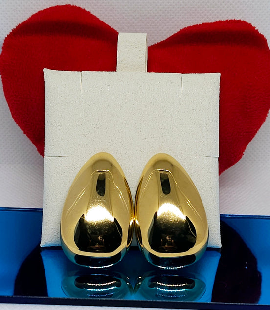 Boucles d'oreilles dorées goutte tendance