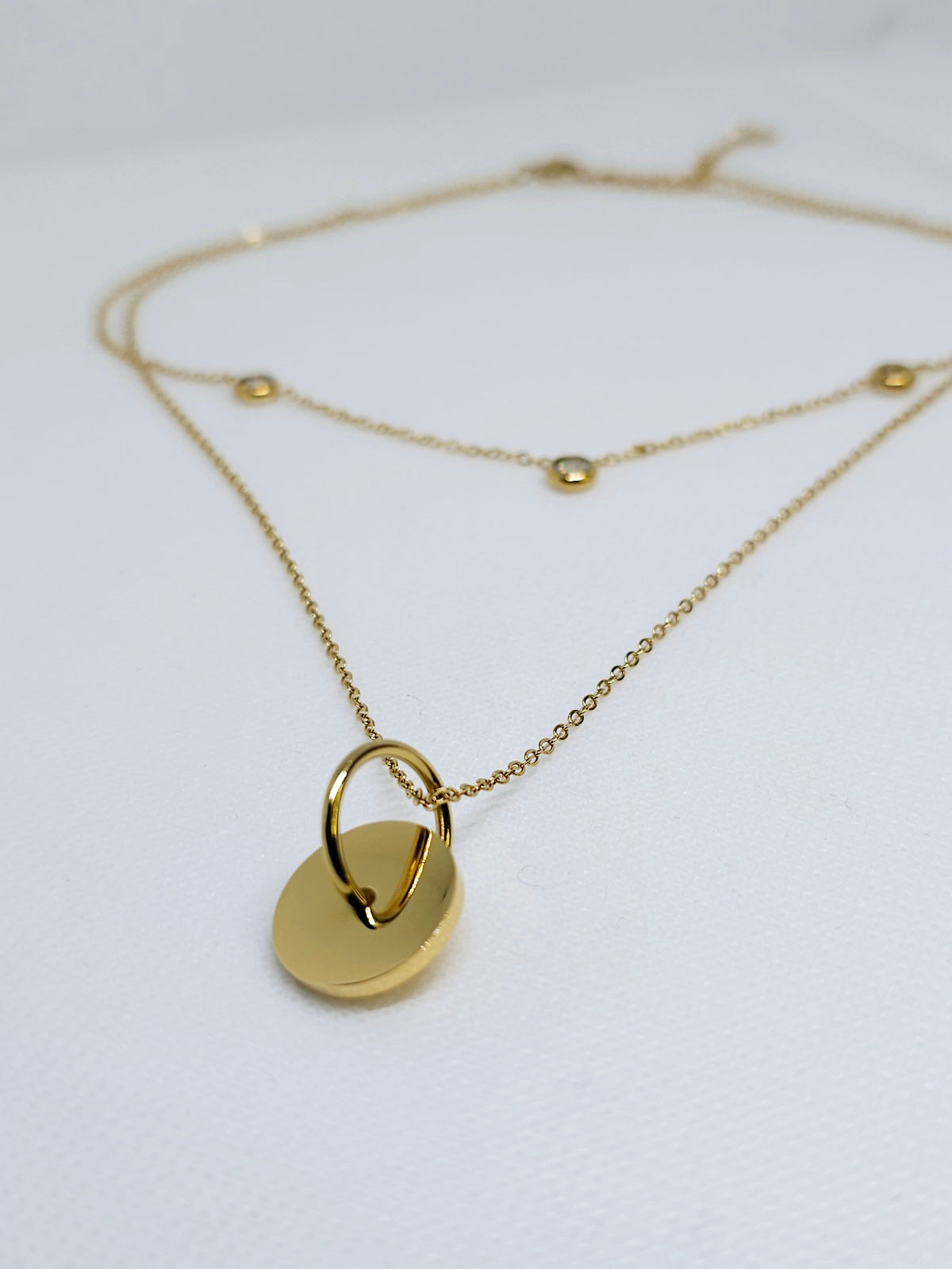 Collier double chaîne doré élégant
