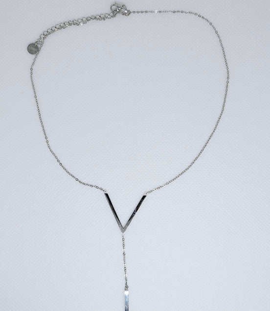 Collier doré en V minimaliste