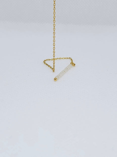 Collier doré à perles délicates