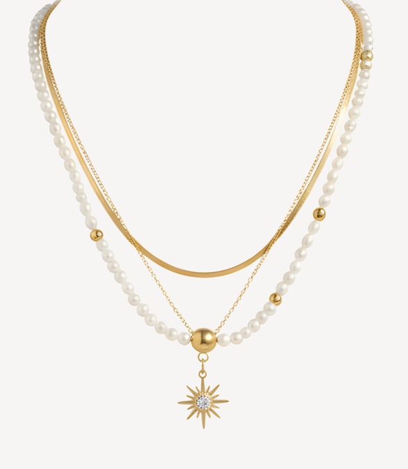 Collier doré soleil perles blanches