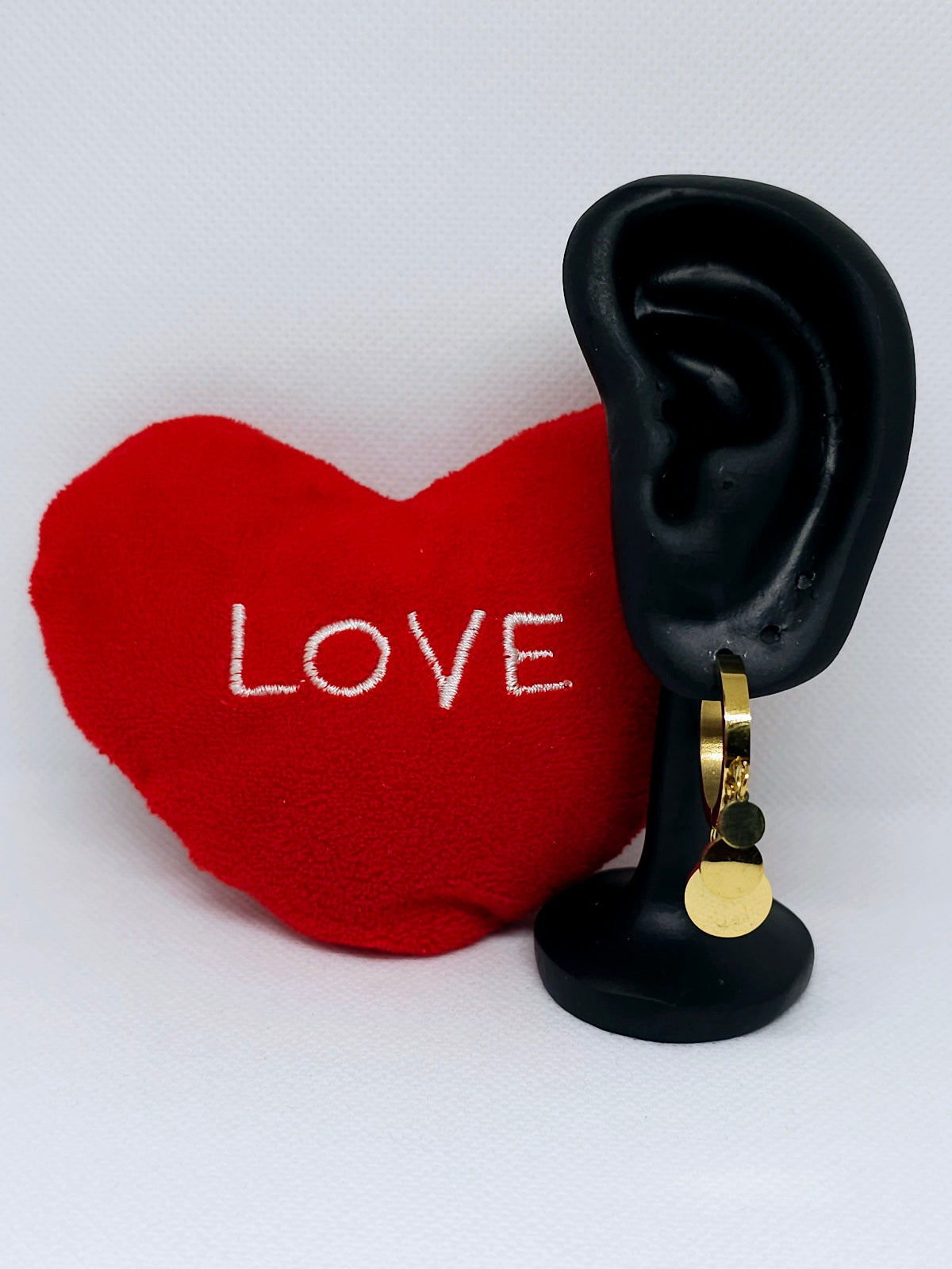 Boucles d’oreilles créoles dorées pendantes