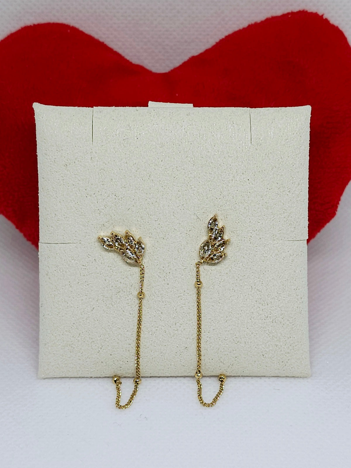 Boucles d’oreilles chaîne feuille dorée