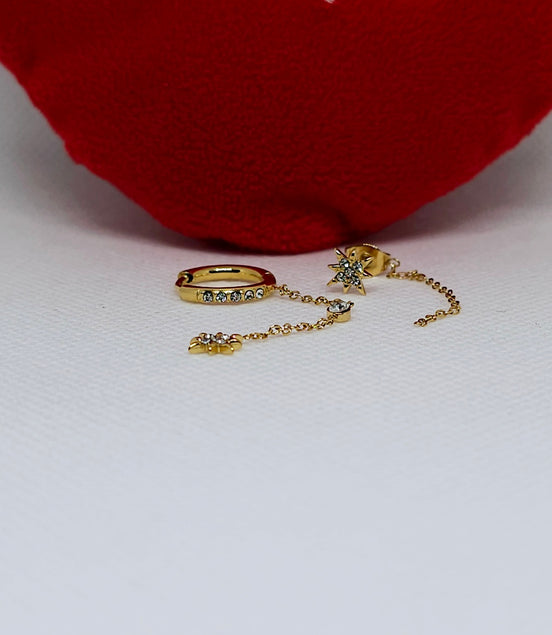 Boucle d’oreille dorée étoilée élégante