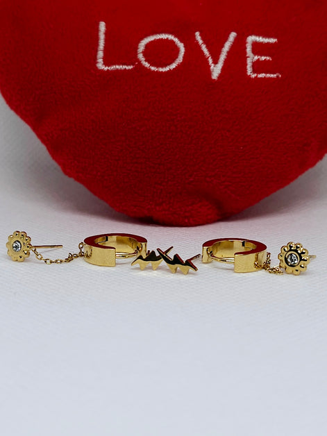 Boucles d’oreilles dorées motif montagne